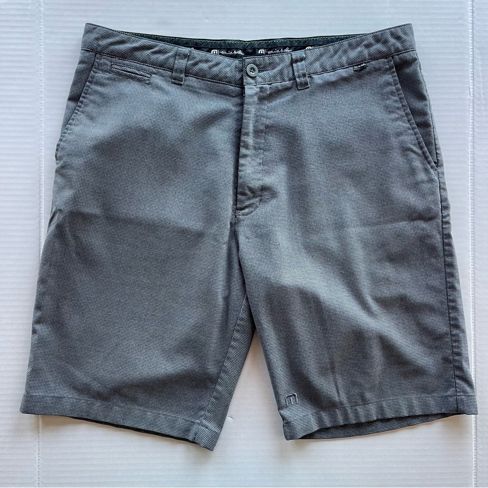 Travis Mathew Houndstooth Shorts Black And Grey Color Men Size 36 Golf Shorts